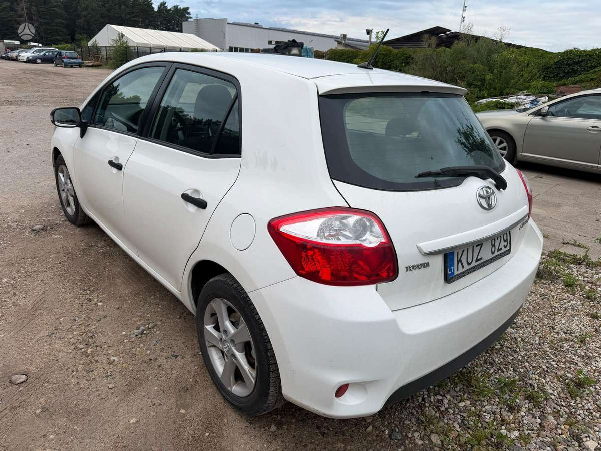 Toyota Auris, 1.3 l., hatchback