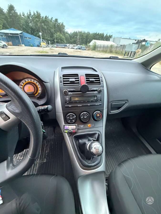 Toyota Auris, 1.3 l., hatchback