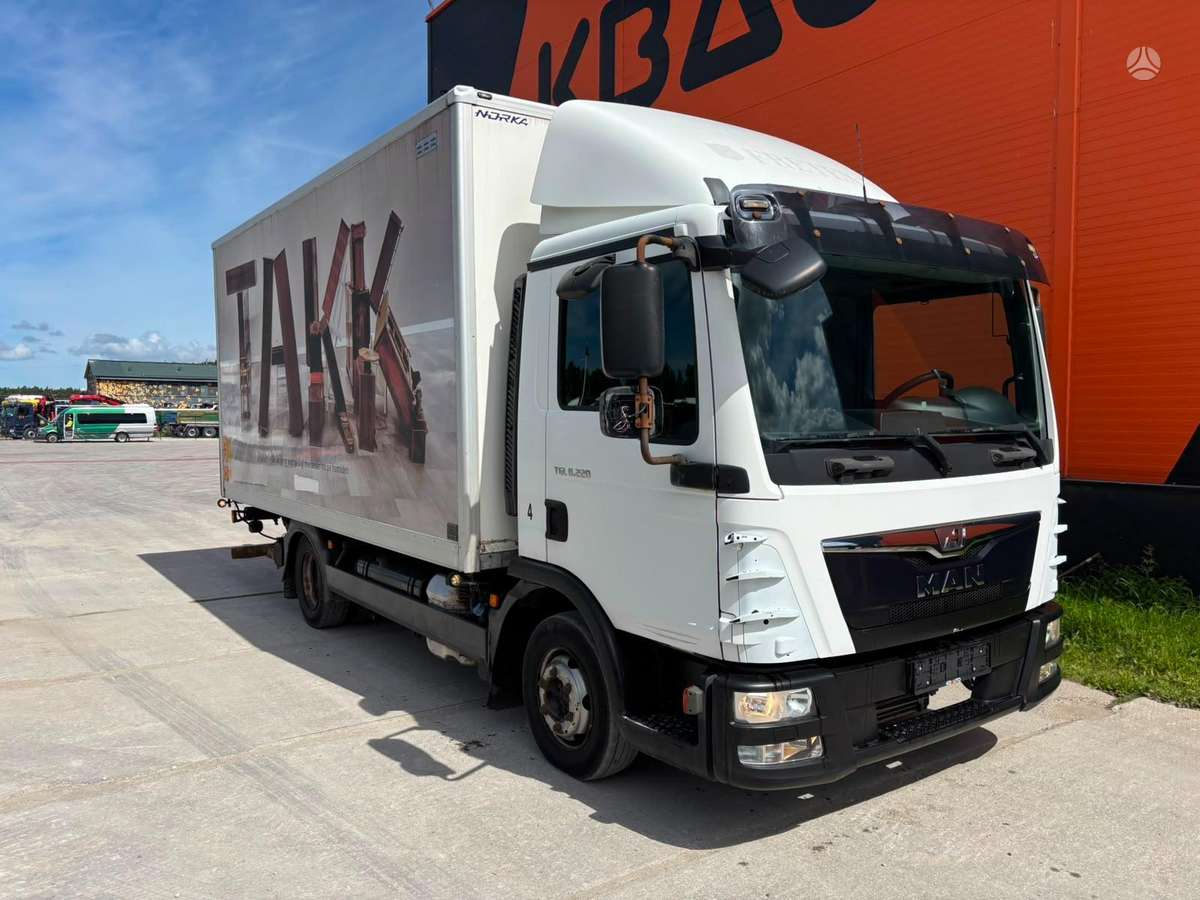 MAN TGL 8.220 4x2, box trucks / box vans