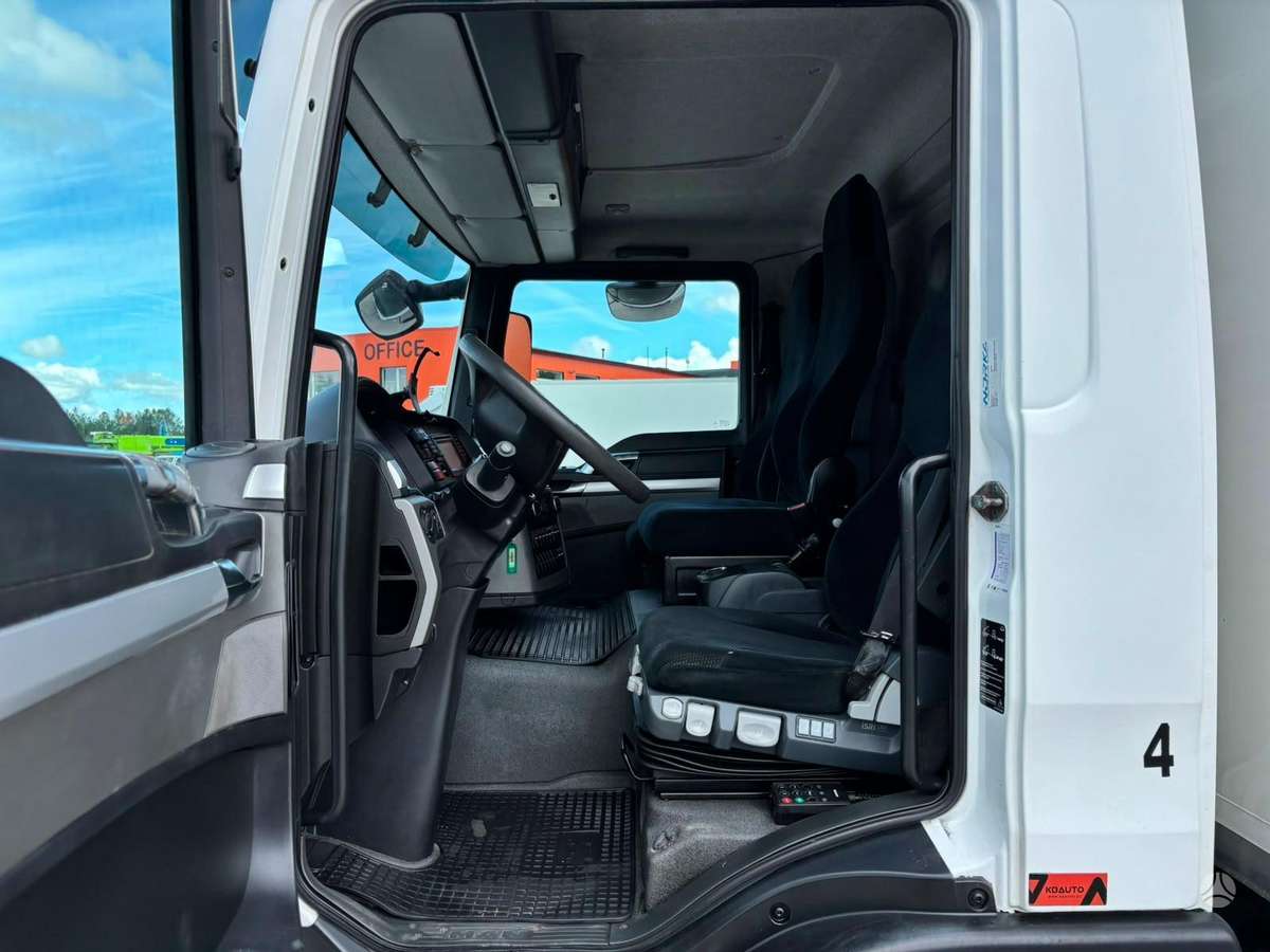 MAN TGL 8.220 4x2, box trucks / box vans