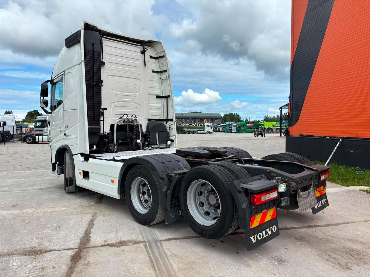 Volvo FH 500 6x2, single sleeper