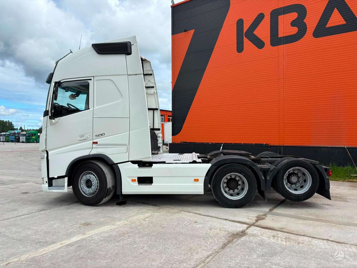 Volvo FH 500 6x2, single sleeper