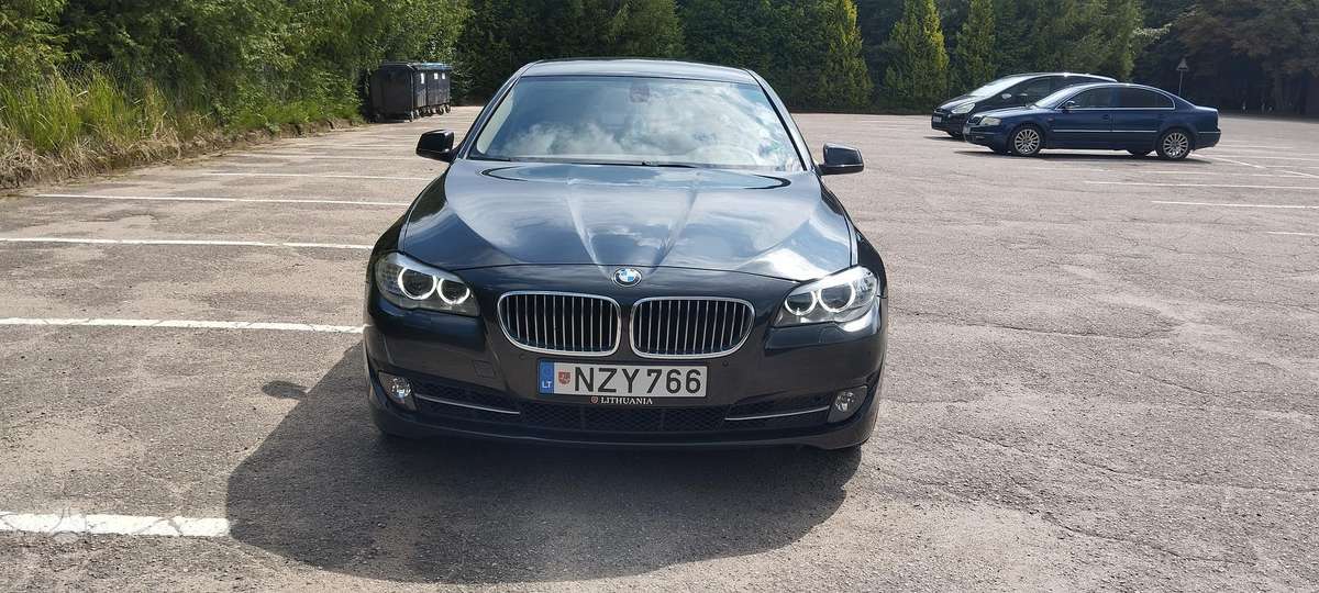 BMW 525, 2.0 l., Седан
