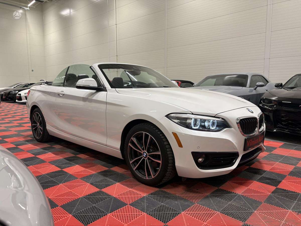 BMW 230, 2.0 l., convertible
