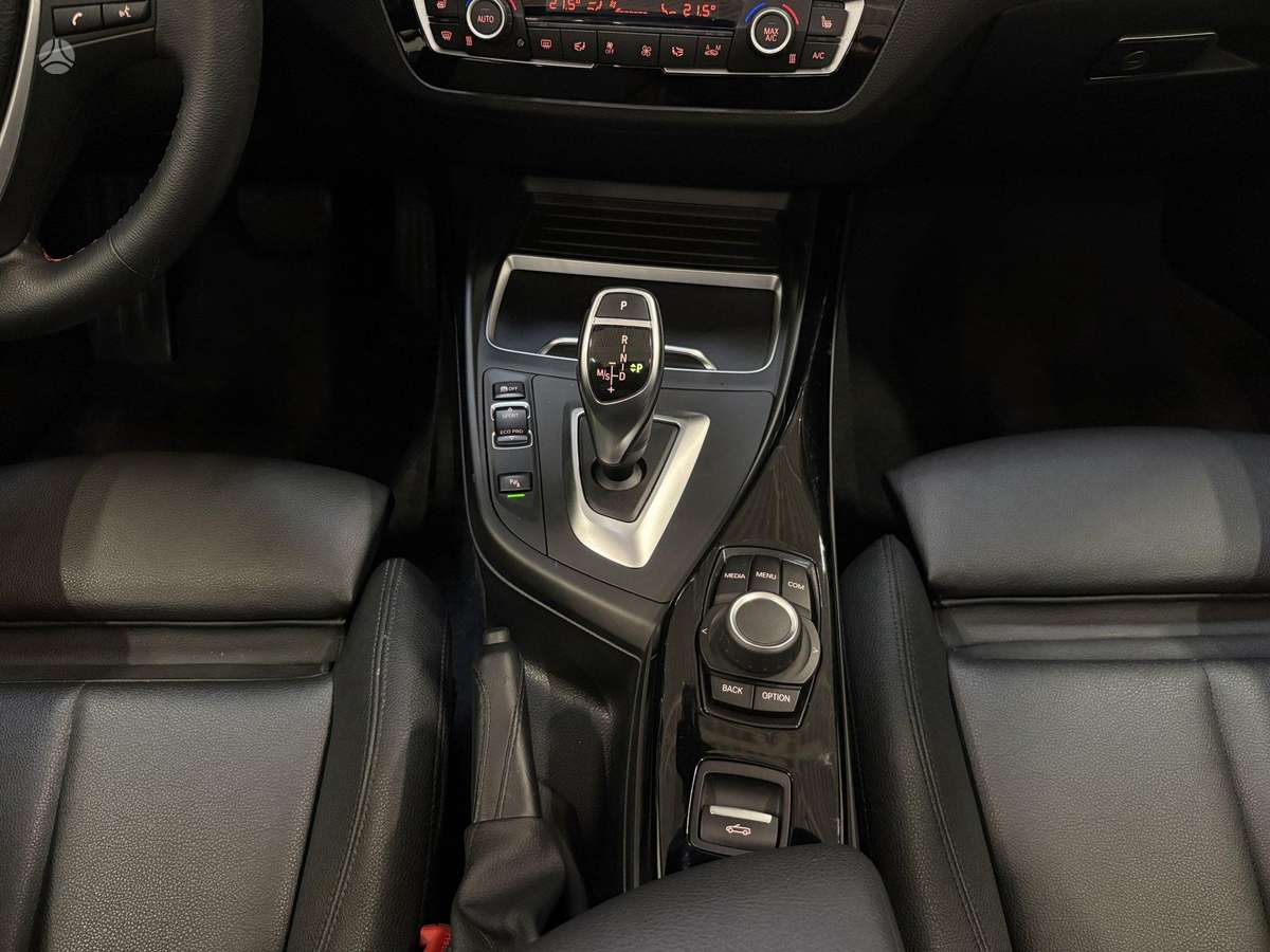 BMW 230, 2.0 l., convertible