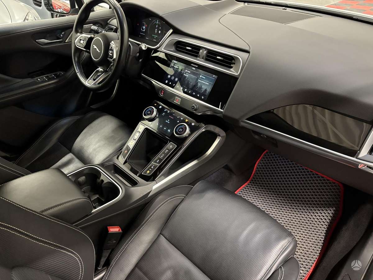 Jaguar I-Pace, Внедорожник / Кроссовер