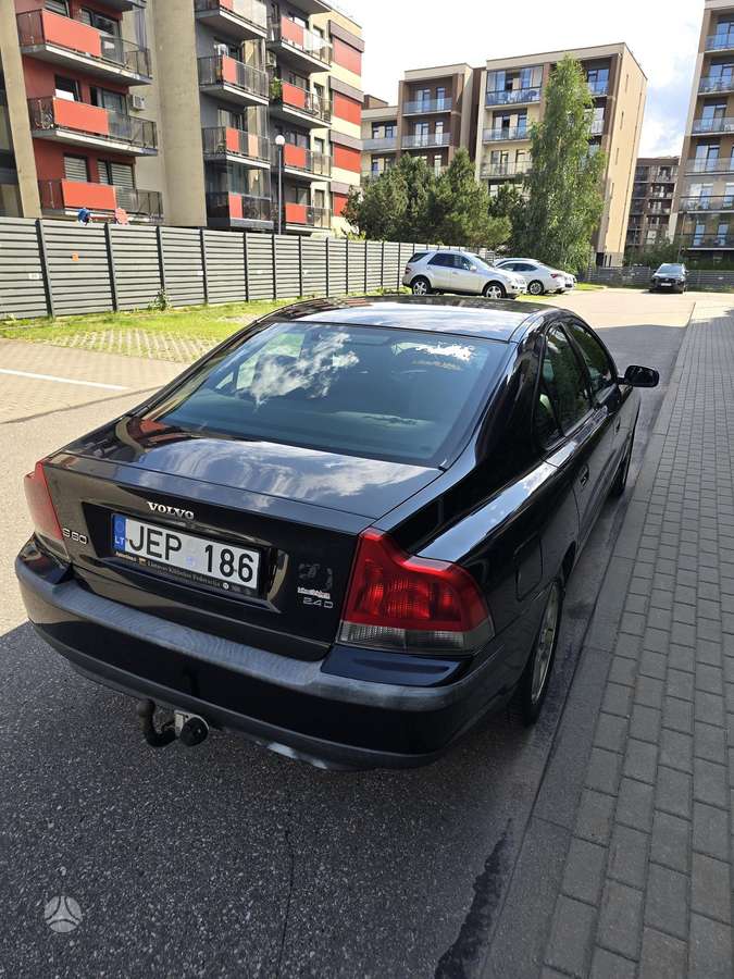 Volvo S60, 2.4 l., Седан
