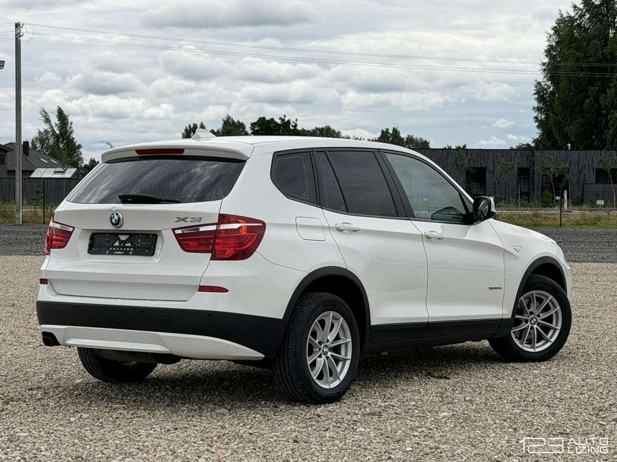 BMW X3, 2.0 l., off-road / crossover