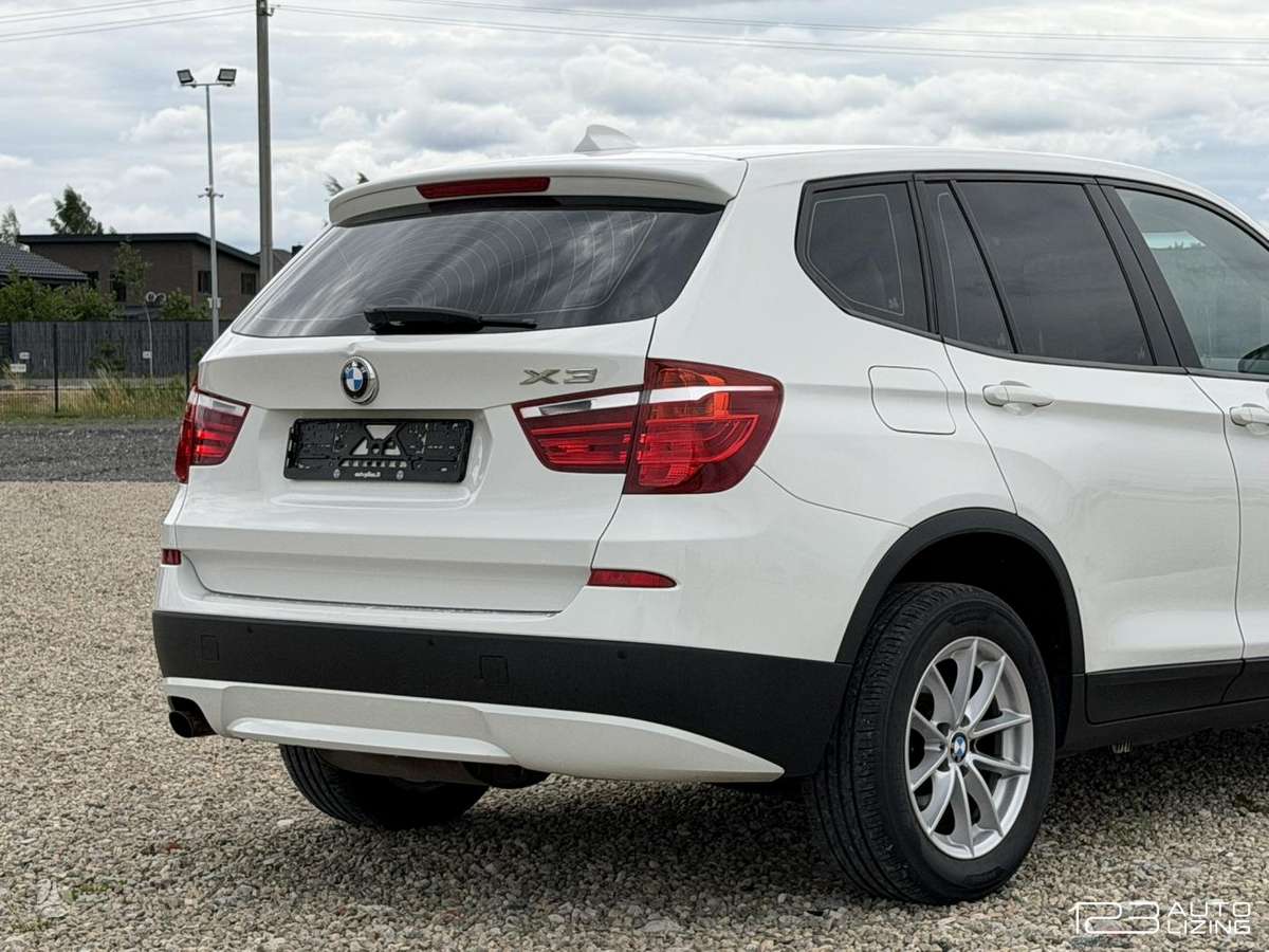 BMW X3, 2.0 l., off-road / crossover