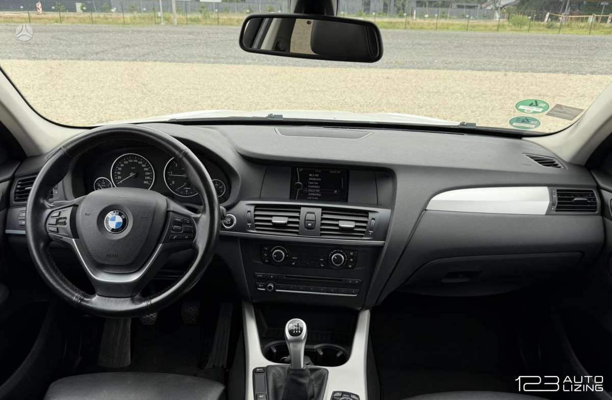 BMW X3, 2.0 l., off-road / crossover