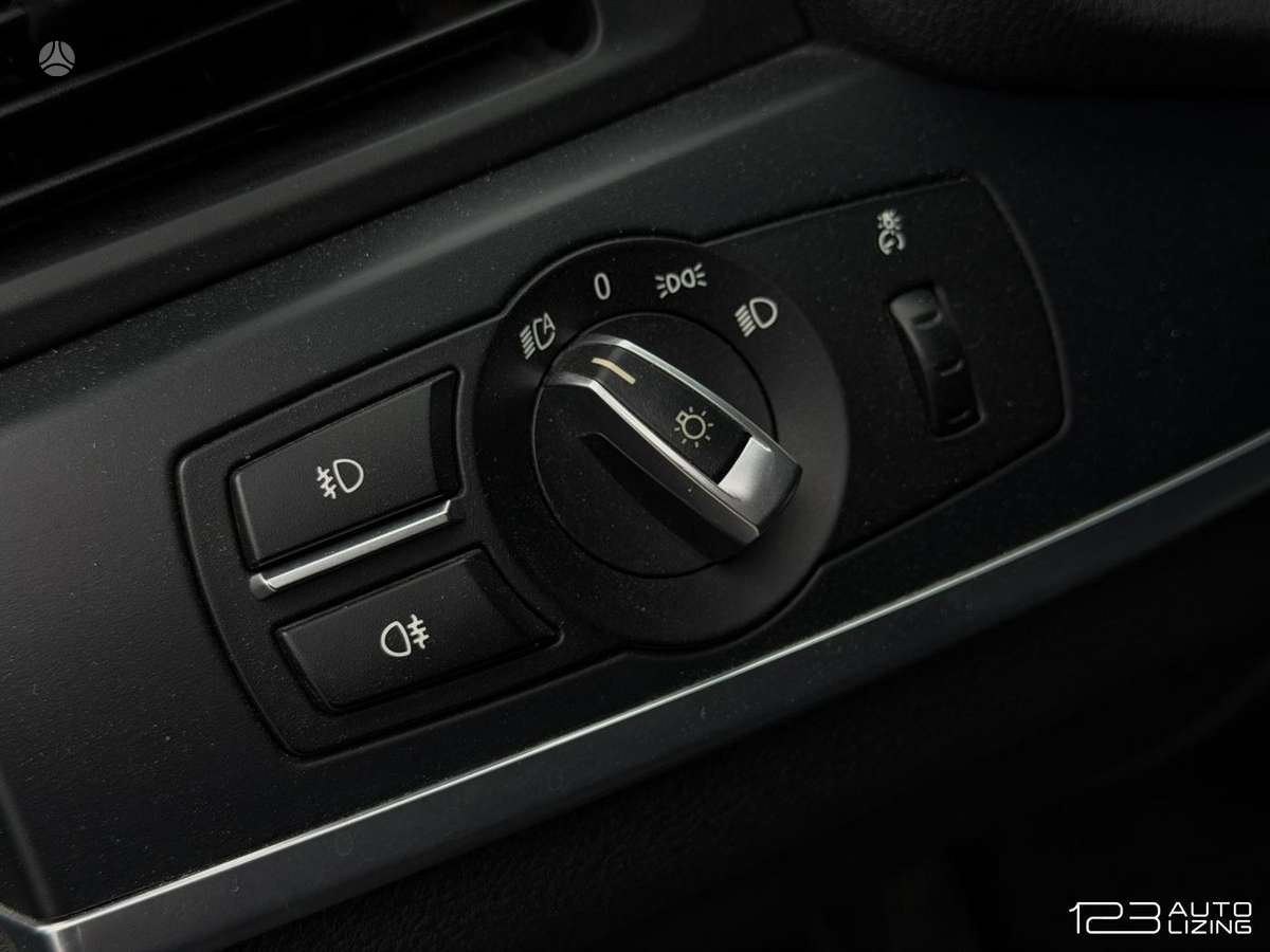 BMW X3, 2.0 l., off-road / crossover