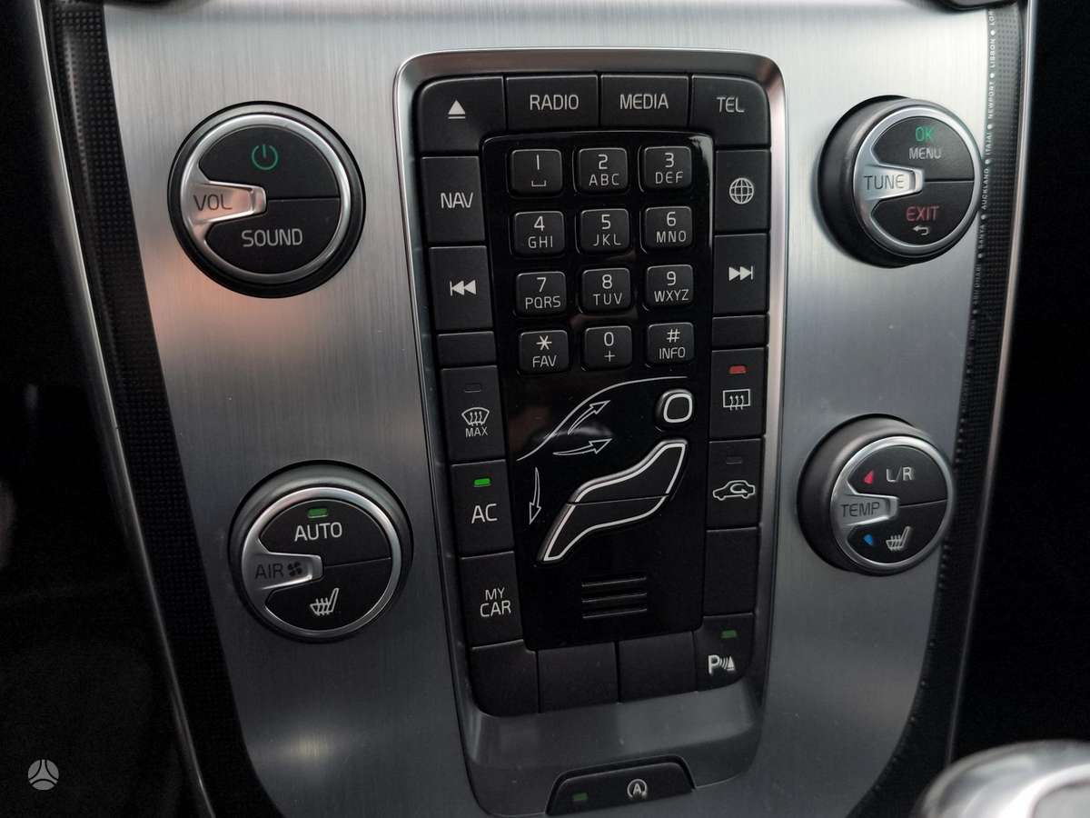 Volvo V40, 2.0 l., Хэтчбек