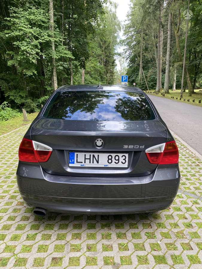 BMW 320, 2.0 l., Седан