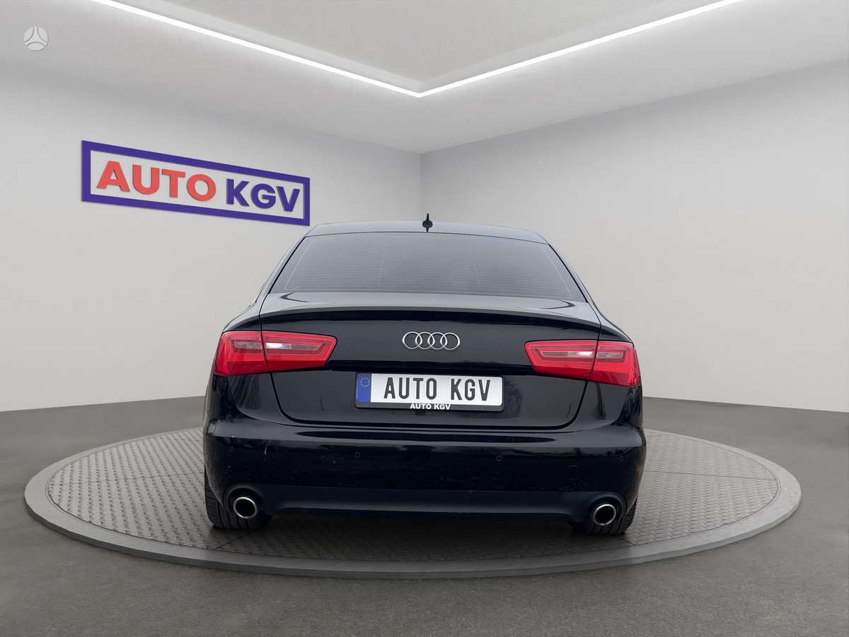 Audi A6, 3.0 l., Седан