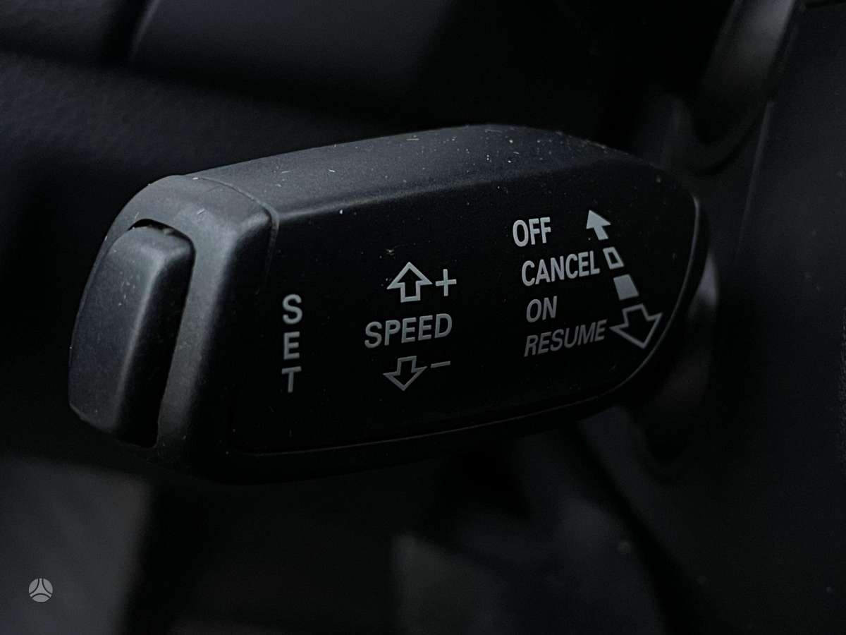 Audi A6, 3.0 l., sedanas