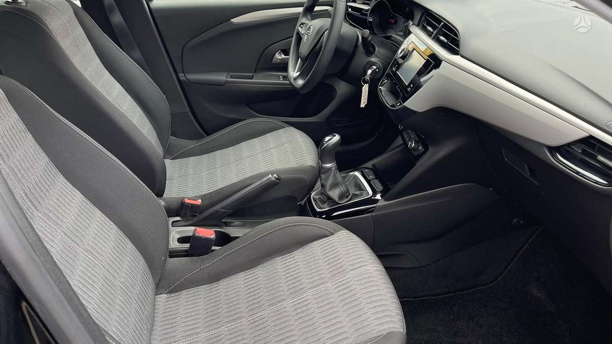 Opel Corsa, 1.2 l., Хэтчбек