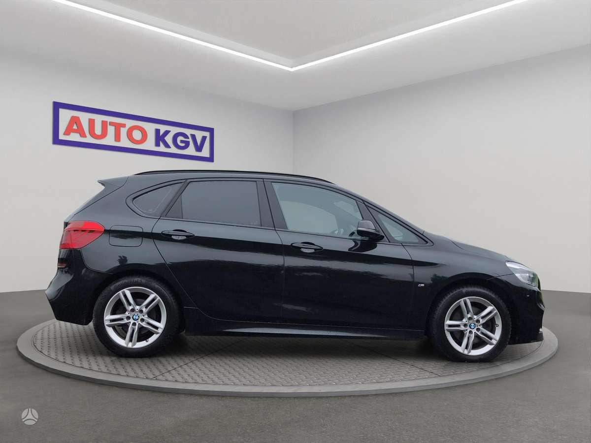 BMW 218 Active Tourer, 1.5 l., Минивэн