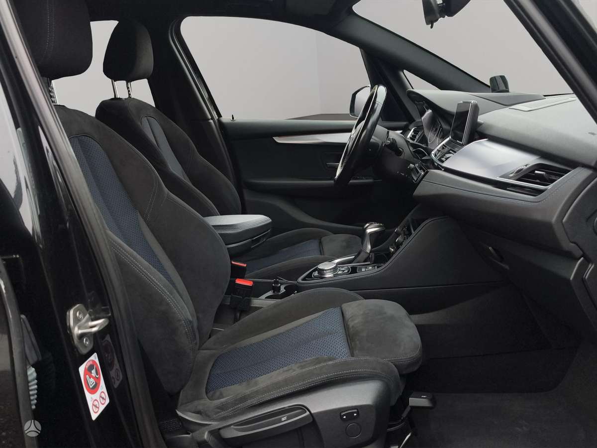 BMW 218 Active Tourer, 1.5 l., Минивэн