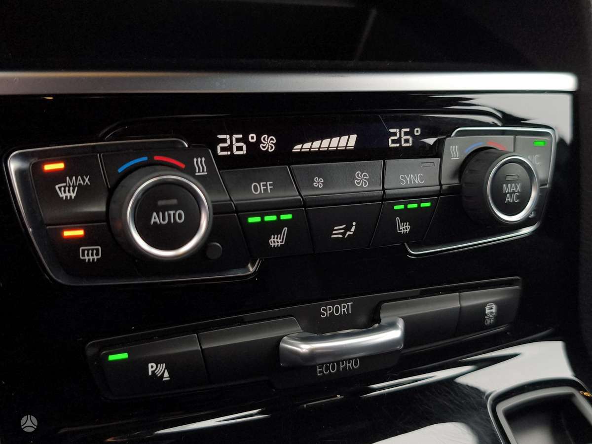 BMW 218 Active Tourer, 1.5 l., Минивэн