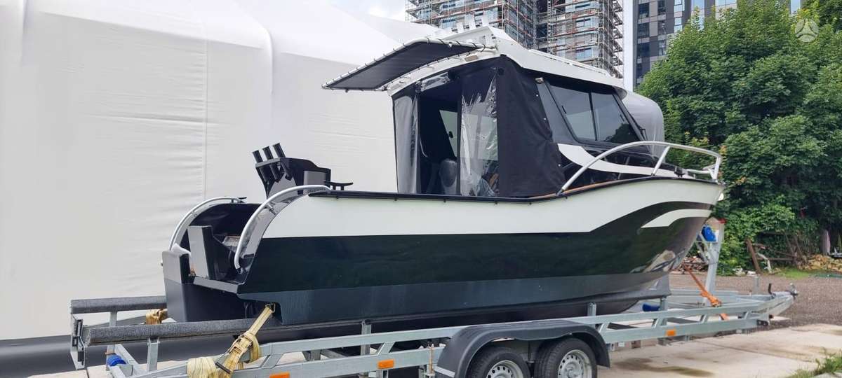 Alorox BL650, yachts / cruisers