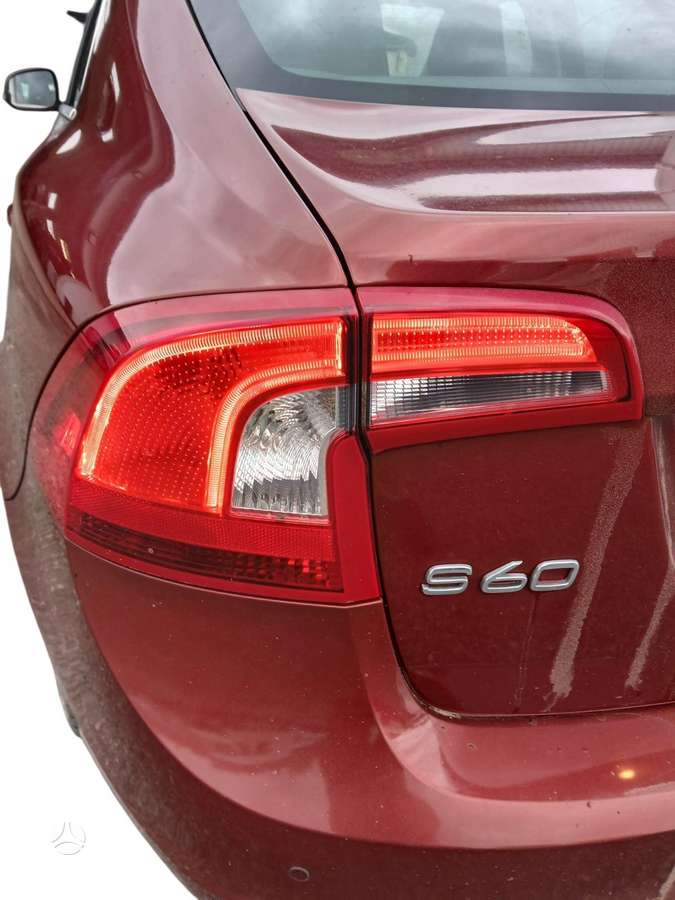 Volvo S60 по частям