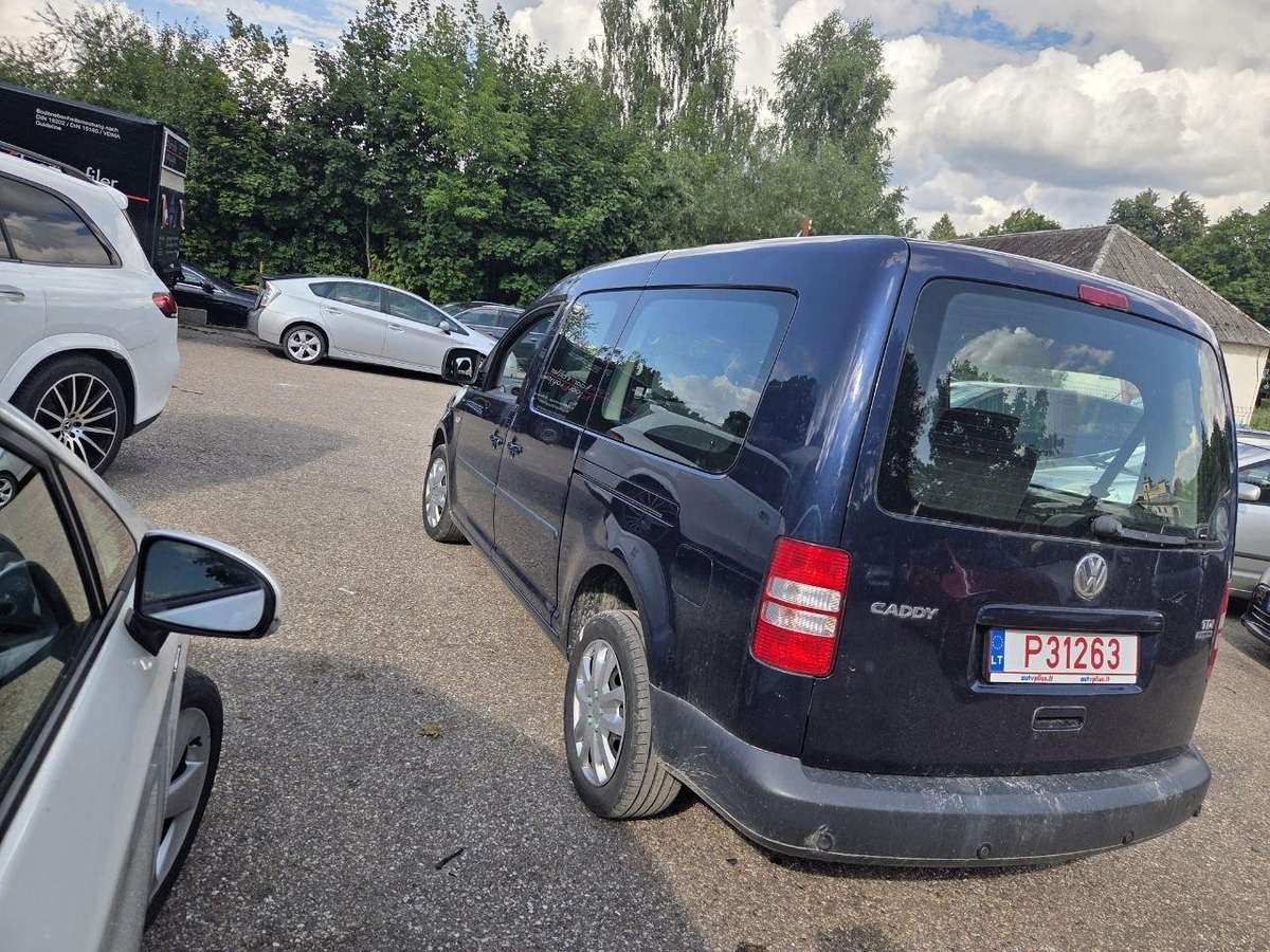Volkswagen Caddy Maxi - 3