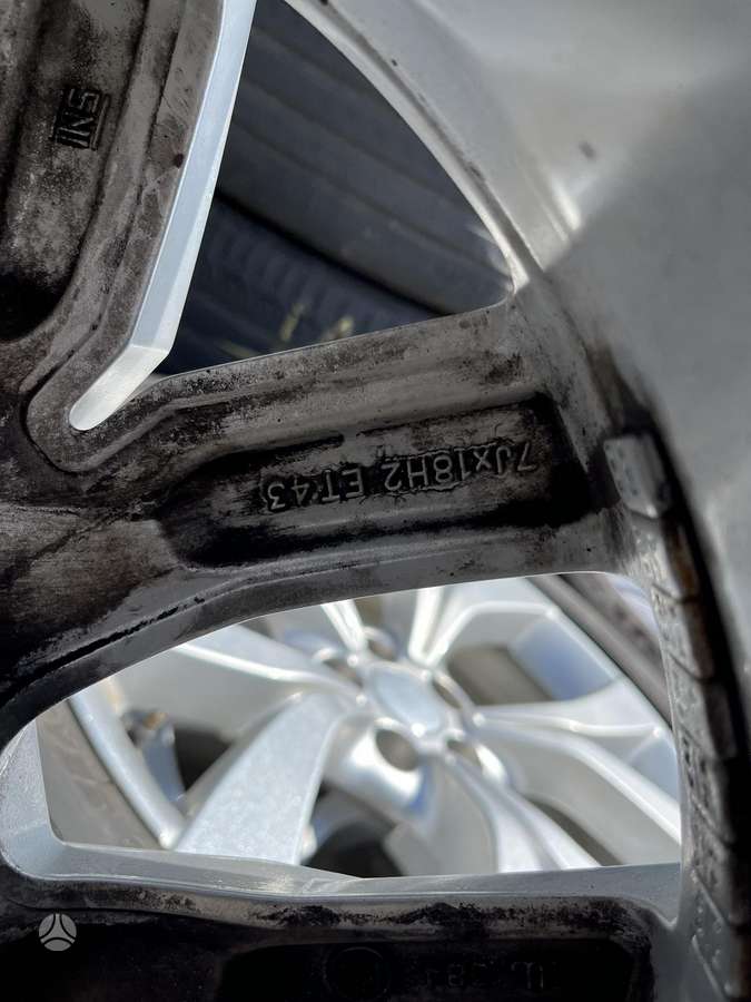 Volkswagen, lengvojo lydinio, R18