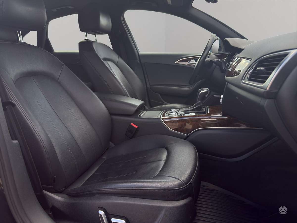 Audi A6, 2.0 l., saloon / sedan