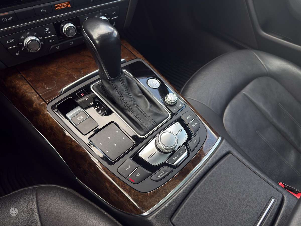 Audi A6, 2.0 l., saloon / sedan