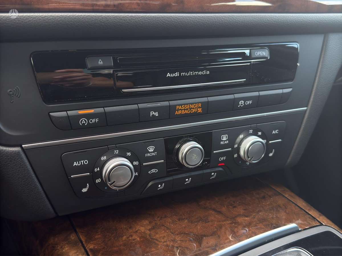 Audi A6, 2.0 l., saloon / sedan