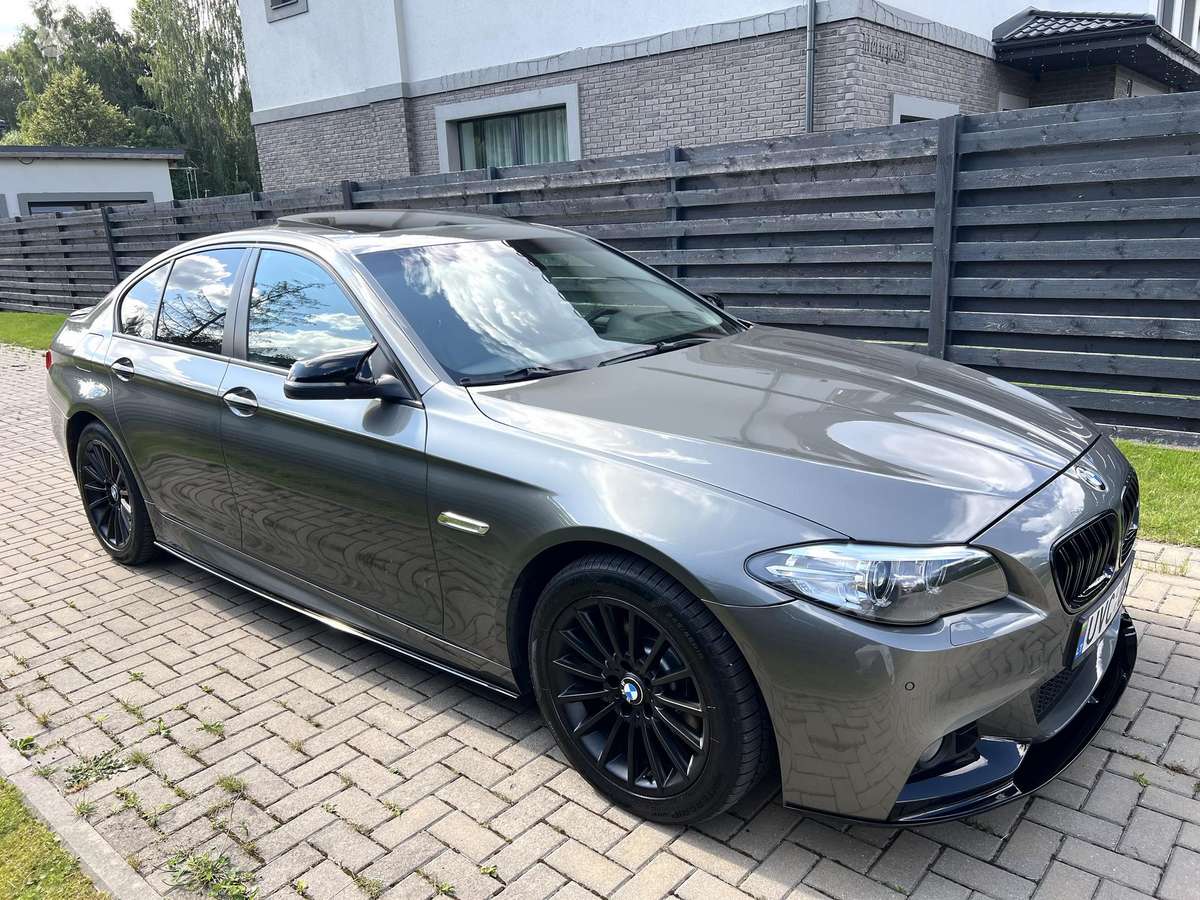 BMW 528, 2.0 l., Седан