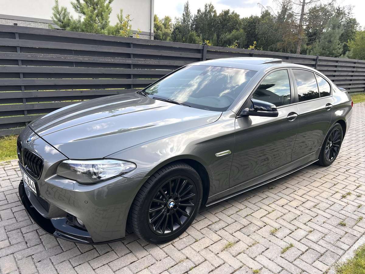 BMW 528, 2.0 l., Седан