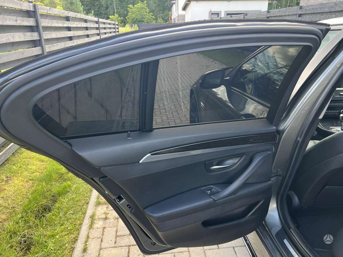 BMW 528, 2.0 l., Седан