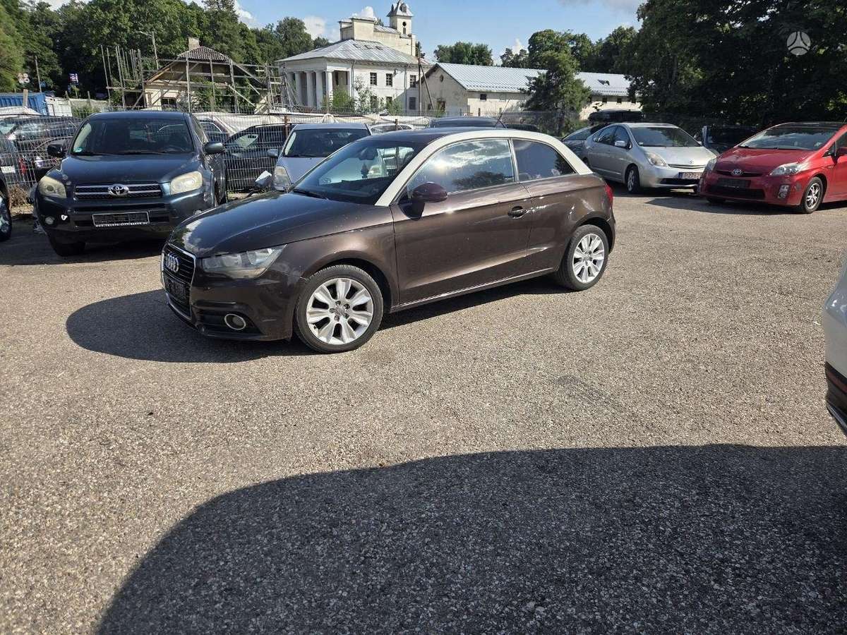 Audi A1, 1.6 l., hatchback
