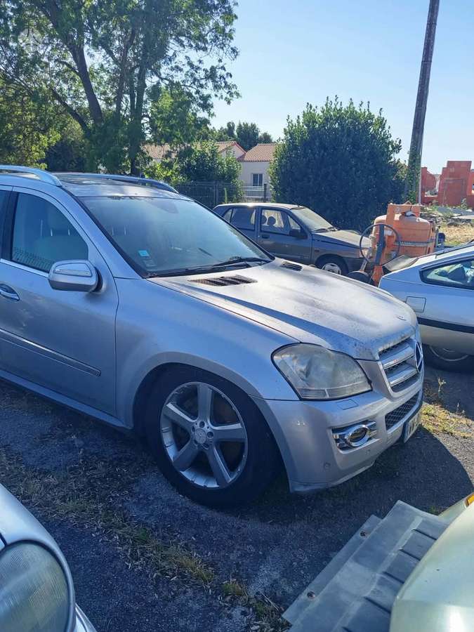 Mercedes-Benz GL420