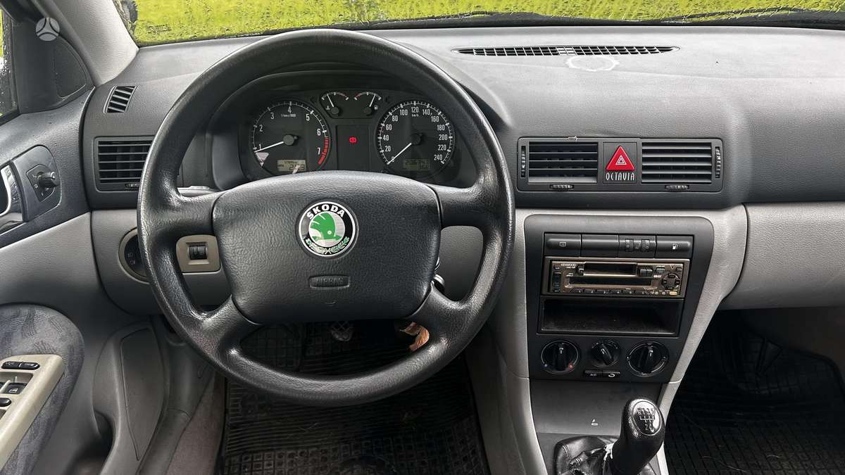 Škoda Octavia - 12