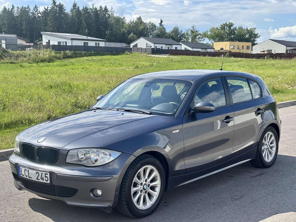 BMW 120, 2.0 l., hatchback
