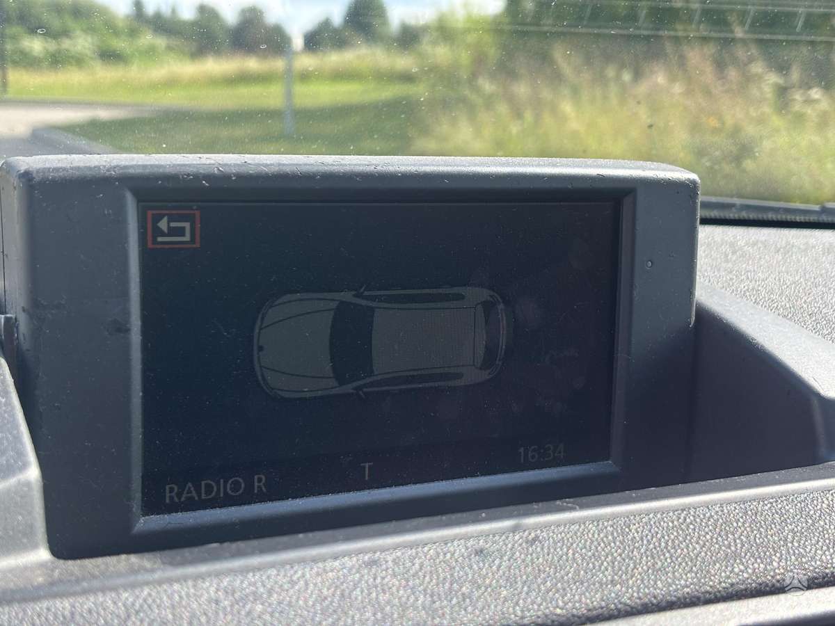BMW 120, 2.0 l., hatchback