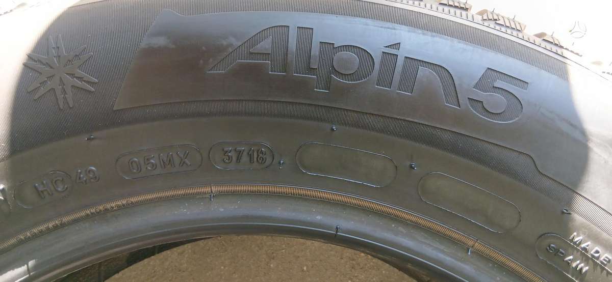 Michelin, зимние 215/60 R16