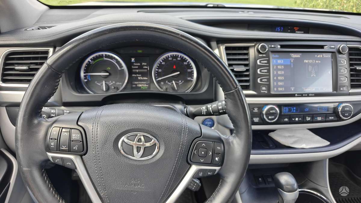 Toyota Highlander - 11
