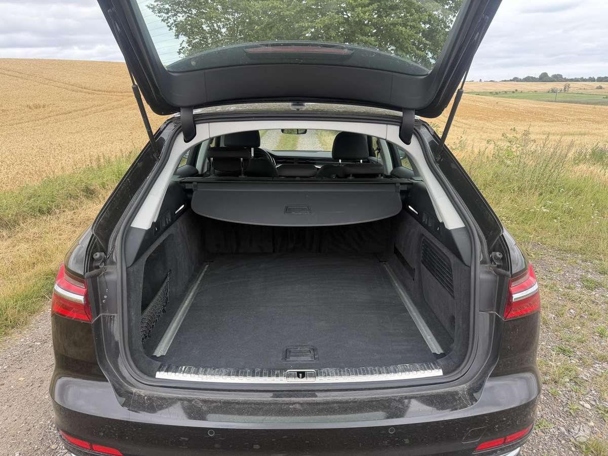 Audi A6, 2.0 l., universalas