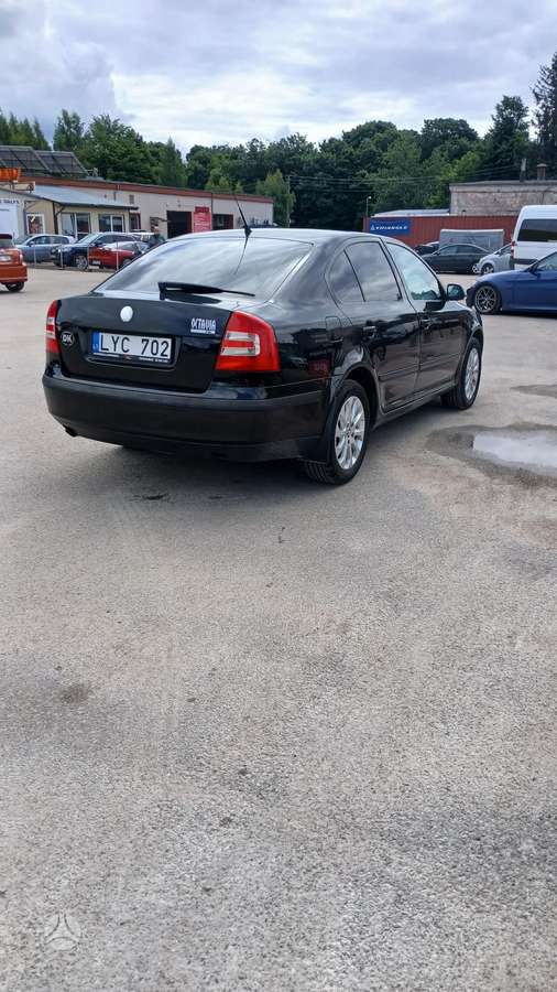 Skoda Octavia, 1.6 l., hatchback