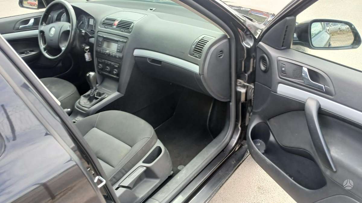 Skoda Octavia, 1.6 l., hatchback