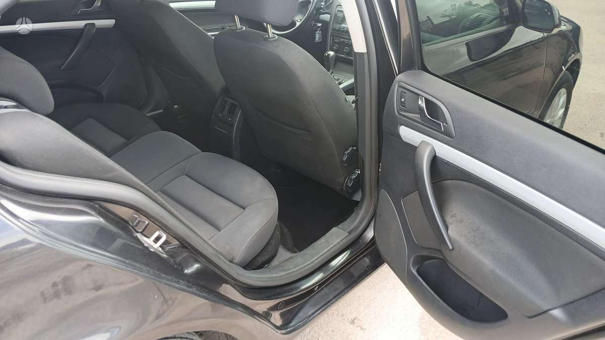 Skoda Octavia, 1.6 l., hatchback