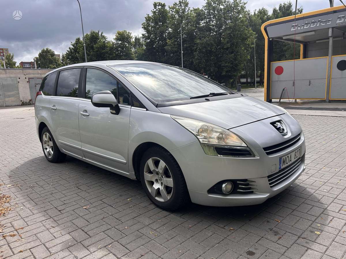 Peugeot 5008 - 1