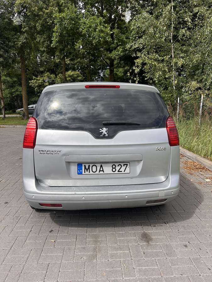Peugeot 5008 - 6