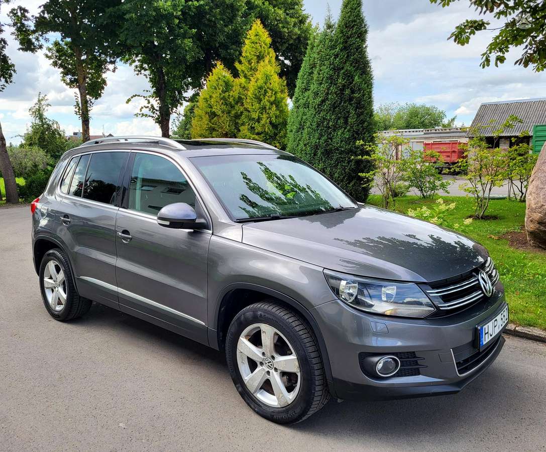Volkswagen Tiguan - 11