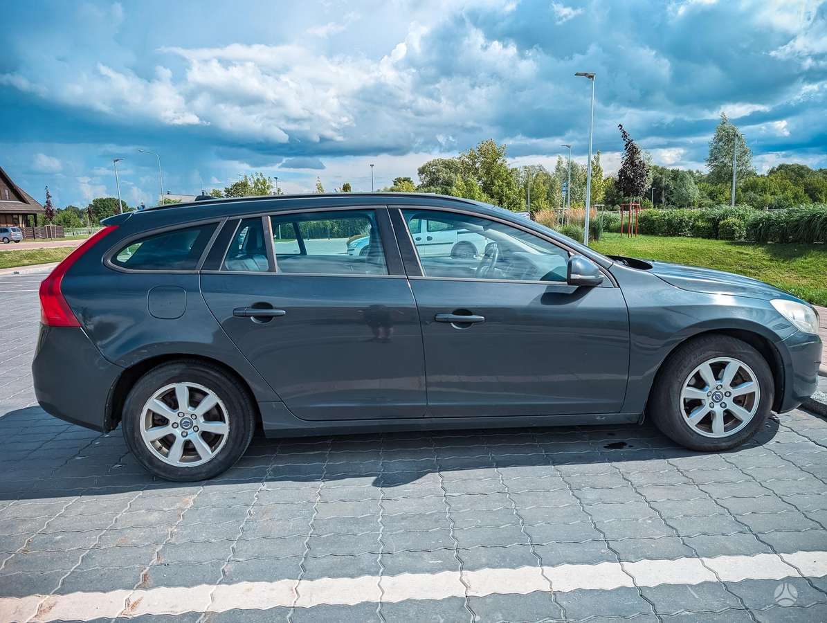 Volvo V60, 1.6 l., Универсал