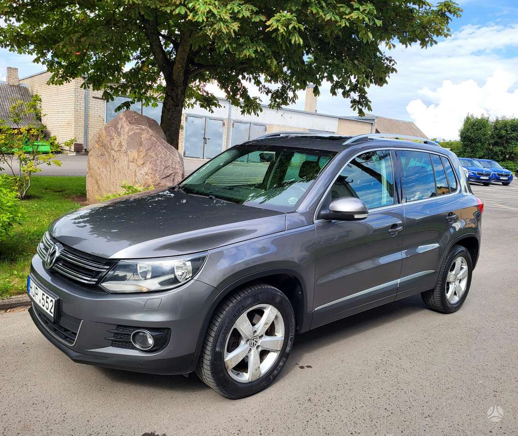 Volkswagen Tiguan - 2