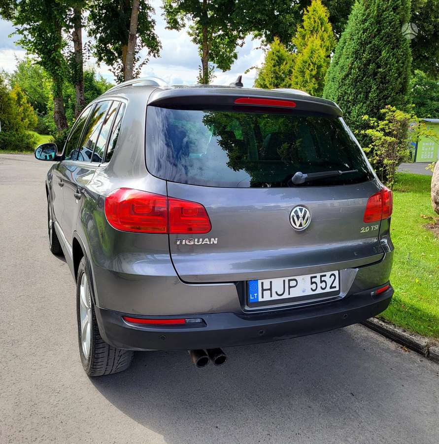 Volkswagen Tiguan - 5